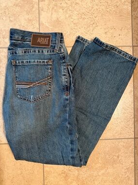 NWOT Ariat Men's M4 Jeans 32x32
